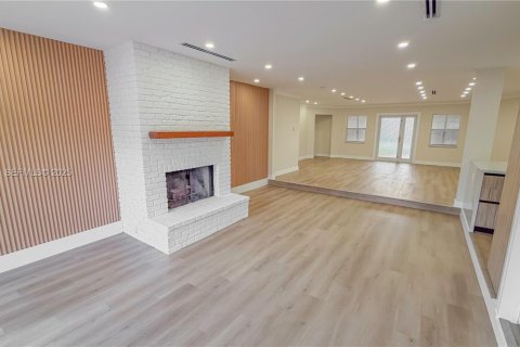 Купить виллу или дом в Форт-Лодердейл, Флорида 4 спальни, 200.76м2, № 1989396 - фото 16