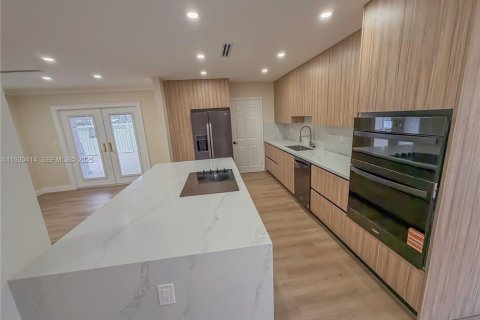 Купить виллу или дом в Форт-Лодердейл, Флорида 4 спальни, 200.76м2, № 1989396 - фото 19