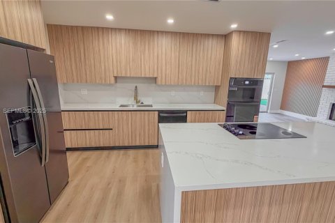 Купить виллу или дом в Форт-Лодердейл, Флорида 4 спальни, 200.76м2, № 1989396 - фото 21