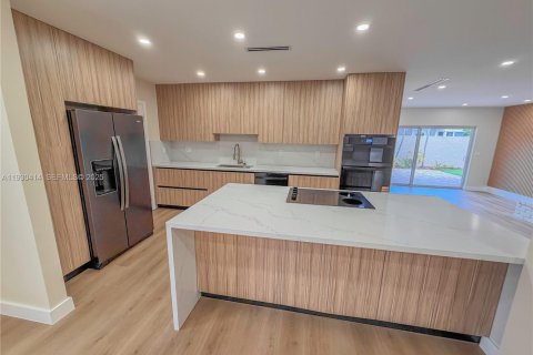 Купить виллу или дом в Форт-Лодердейл, Флорида 4 спальни, 200.76м2, № 1989396 - фото 18