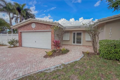 Купить виллу или дом в Форт-Лодердейл, Флорида 4 спальни, 200.76м2, № 1989396 - фото 2