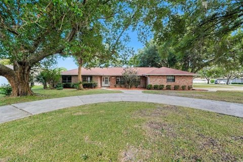 Casa en Leesburg, Florida 3 dormitorios, 148.83 m2 № 2440685