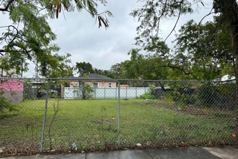 Immobilier commercial à vendre à Miami, Floride № 1985462 - photo 1