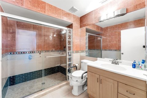 Touwnhouse à vendre à Miami, Floride: 3 chambres, 152.17 m2 № 1864183 - photo 18
