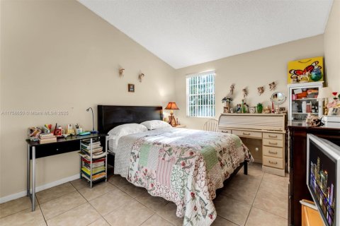 Touwnhouse à vendre à Miami, Floride: 3 chambres, 152.17 m2 № 1864183 - photo 22