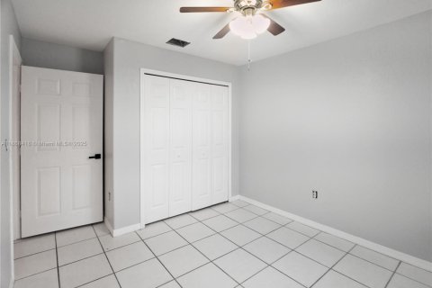 Condominio en alquiler en Doral, Florida, 3 dormitorios, 119.84 m2 № 1927803 - foto 18