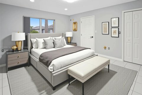 Condominio en alquiler en Doral, Florida, 3 dormitorios, 119.84 m2 № 1927803 - foto 2
