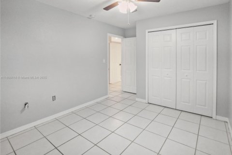 Condominio en alquiler en Doral, Florida, 3 dormitorios, 119.84 m2 № 1927803 - foto 16