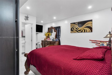 Купить виллу или дом в Майами, Флорида 5 спален, 148.64м2, № 1790694 - фото 15