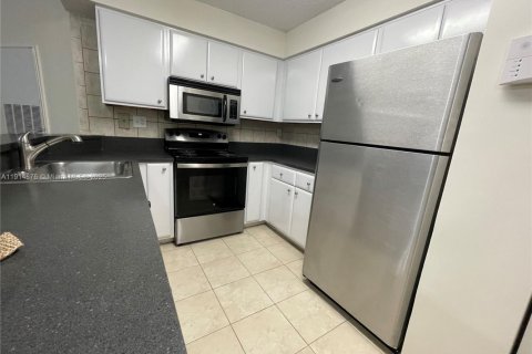 Copropriété à vendre à Fort Lauderdale, Floride: 1 chambre, 58.71 m2 № 1971262 - photo 4
