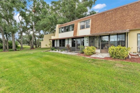 Condo in Mulberry, Florida, 2 bedrooms  № 1856782 - photo 27