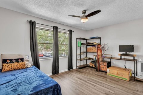 Condo in Mulberry, Florida, 2 bedrooms  № 1856782 - photo 19