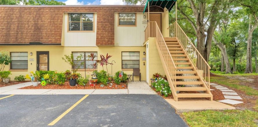 Condo in Mulberry, Florida, 2 bedrooms  № 1856782