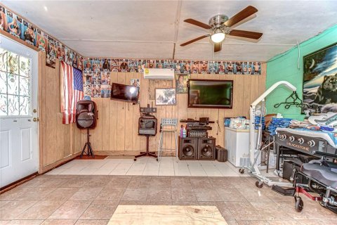 House in Zephyrhills, Florida 2 bedrooms, 111.48 sq.m. № 1526710 - photo 4
