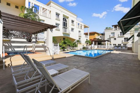 Купить кондоминиум в Майами-Бич, Флорида 3 комнаты, 118.91м2, № 2146025 - фото 28