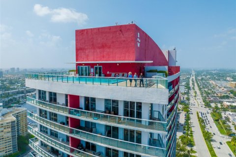 Купить кондоминиум в Халландейл-Бич, Флорида 2 спальни, 96.34м2, № 1985859 - фото 26