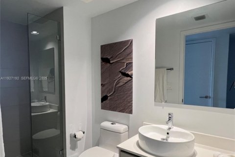 Купить кондоминиум в Халландейл-Бич, Флорида 2 спальни, 96.34м2, № 1985859 - фото 23