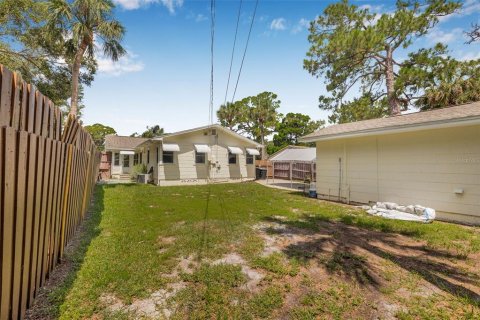 House in Saint Petersburg, Florida 2 bedrooms, 107.02 sq.m. № 1873350 - photo 19