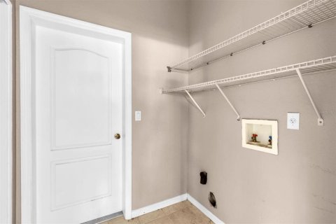 Villa ou maison à vendre à Brooksville, Floride: 4 chambres, 212.75 m2 № 2418576 - photo 28
