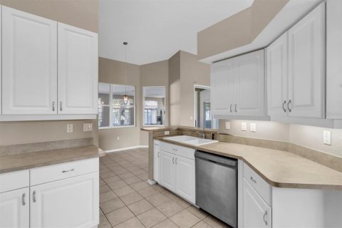 Villa ou maison à vendre à Brooksville, Floride: 4 chambres, 212.75 m2 № 2418576 - photo 9