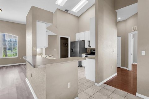 Villa ou maison à vendre à Brooksville, Floride: 4 chambres, 212.75 m2 № 2418576 - photo 6
