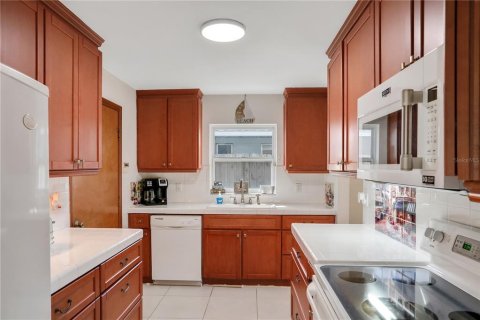 Casa en venta en Ormond Beach, Florida, 3 dormitorios, 180.04 m2 № 1734603 - foto 9
