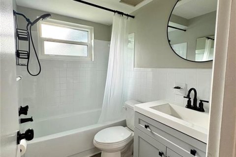 Casa en alquiler en Holiday, Florida, 2 dormitorios, 98.1 m2 № 1904518 - foto 16