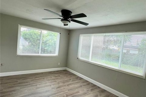 Casa en alquiler en Holiday, Florida, 2 dormitorios, 98.1 m2 № 1904518 - foto 12