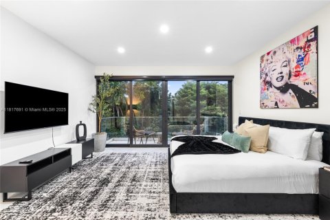 Casa en venta en Miami, Florida, 5 dormitorios, 288.37 m2 № 1775926 - foto 10