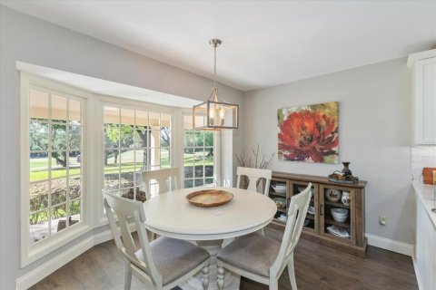 House in Orlando, Florida 4 bedrooms, 285.21 sq.m. № 1649287 - photo 16