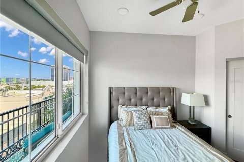 Condominio en venta en Sarasota, Florida, 2 dormitorios, 95.5 m2 № 1831353 - foto 11