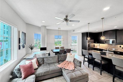 Condominio en venta en Sarasota, Florida, 2 dormitorios, 95.5 m2 № 1831353 - foto 3