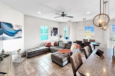 Condominio en venta en Sarasota, Florida, 2 dormitorios, 95.5 m2 № 1831353 - foto 2