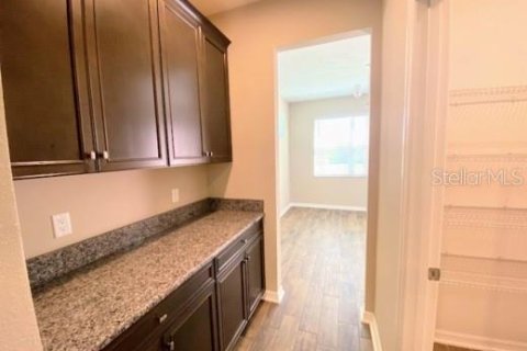 Villa ou maison à louer à Tampa, Floride: 5 chambres, 353.03 m2 № 1884319 - photo 7