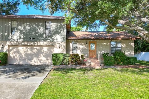 Casa en Bradenton, Florida 3 dormitorios, 173.17 m2 № 2379205