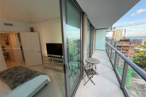 Снять в аренду кондоминиум в Майами, Флорида 1 спальня, 52.95м2, № 1941353 - фото 13