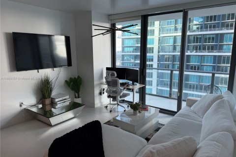 Снять в аренду кондоминиум в Майами, Флорида 1 спальня, 52.95м2, № 1941353 - фото 5