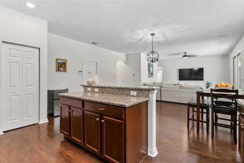 House in Palm Coast, Florida 5 bedrooms, 297.66 sq.m. № 1825367 - photo 19
