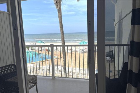 Condo in New Smyrna Beach, Florida, 2 bedrooms  № 1828427 - photo 7