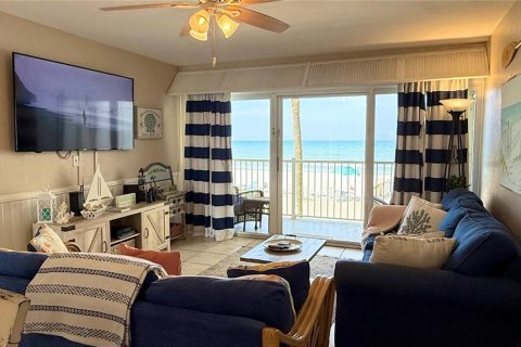 Condo in New Smyrna Beach, Florida, 2 bedrooms  № 1828427 - photo 2