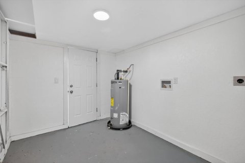 Dúplex en venta en Saint Petersburg, Florida, 2 dormitorios, 77.85 m2 № 1911691 - foto 9