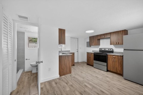 Dúplex en venta en Saint Petersburg, Florida, 2 dormitorios, 77.85 m2 № 1911691 - foto 13