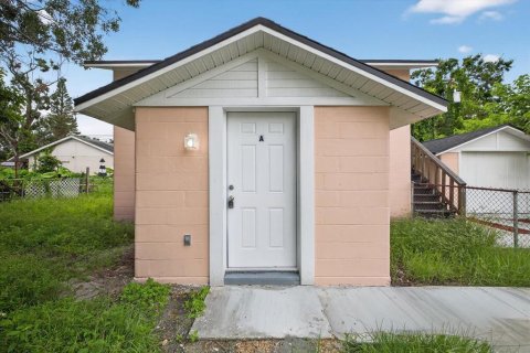 Dúplex en venta en Saint Petersburg, Florida, 2 dormitorios, 77.85 m2 № 1911691 - foto 11