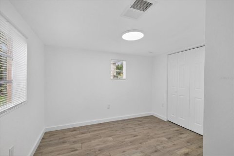 Dúplex en venta en Saint Petersburg, Florida, 2 dormitorios, 77.85 m2 № 1911691 - foto 19