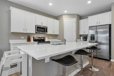 Casa en venta en Groveland, Florida, 4 dormitorios, 179.12 m2 № 2157515 - foto 6