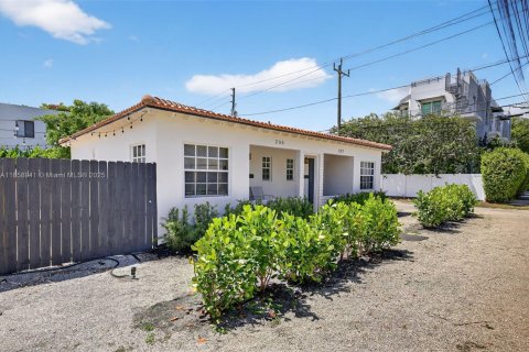 Immobilier commercial à vendre à Fort Lauderdale, Floride: 193.7 m2 № 1939096 - photo 14