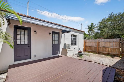 Immobilier commercial à vendre à Fort Lauderdale, Floride: 193.7 m2 № 1939096 - photo 19