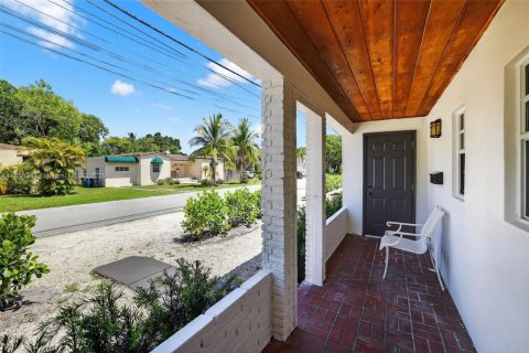 Immobilier commercial à vendre à Fort Lauderdale, Floride: 193.7 m2 № 1939096 - photo 17