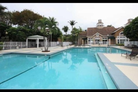 Copropriété à vendre à Miami, Floride: 1 chambre, 60.48 m2 № 1804357 - photo 29