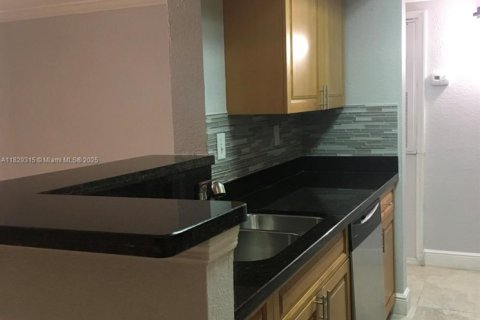 Copropriété à vendre à Miami, Floride: 1 chambre, 60.48 m2 № 1804357 - photo 8